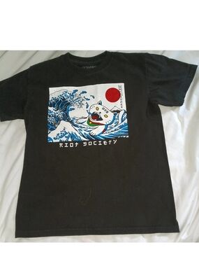 Riot Society Sugee Beckoning Cat Fish Tsunami Japanese Style Black T Shirt Sz M